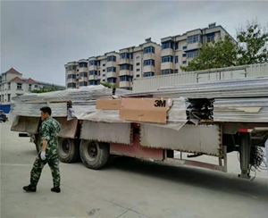 道路标识牌